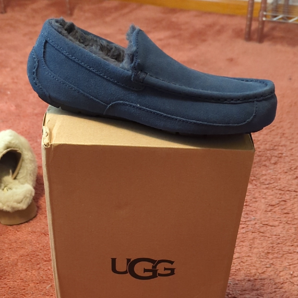 UGG Men's Navy Suede Fleece-Lined Slip-On Moccasins